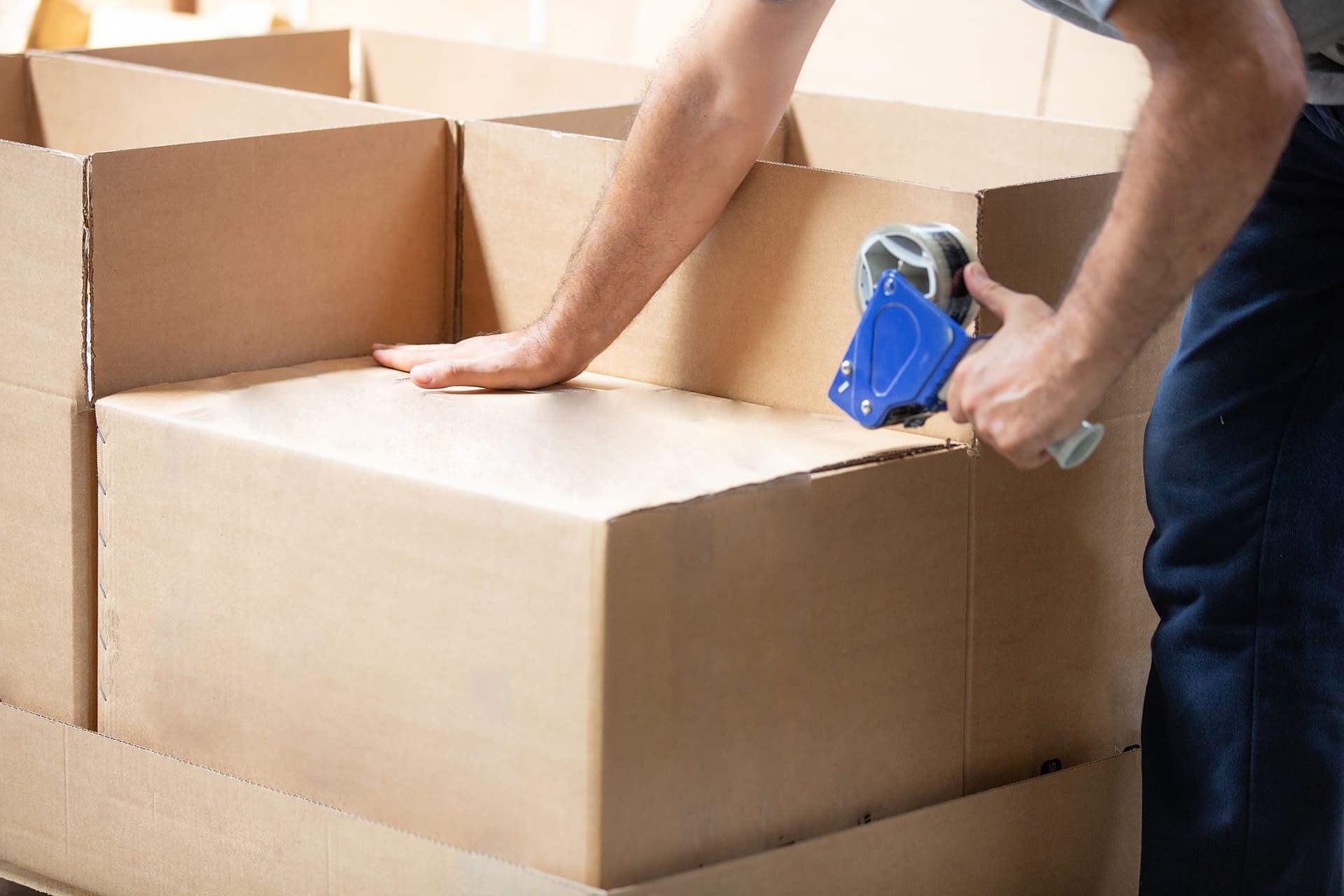 packhjälp tejpar kartonger